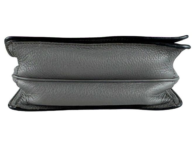 Borsa a tracolla in pelle grigia Prada Marrone - vista 4