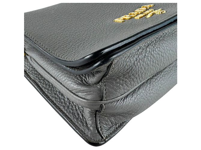 Borsa a tracolla in pelle grigia Prada Marrone - vista 9