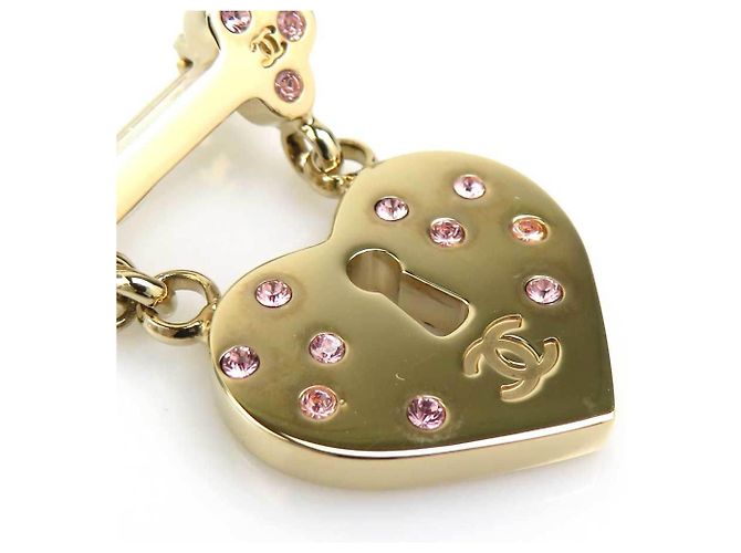 Spilla Chanel Cuore, Lucchetto e Chiave Rosa D'oro - vista 11