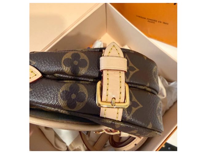 Borsa Louis Vuitton Saumur BB Monogram Marrone Monogramma - vista 7