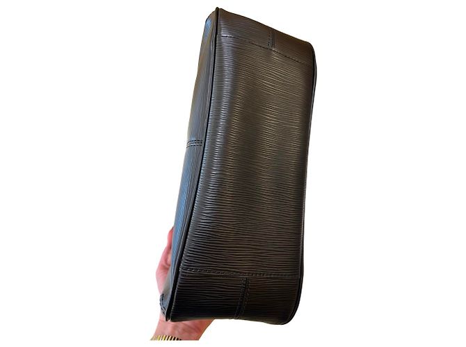 Louis Vuitton Nocturne Epi Leather PM Black - view 6