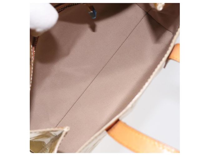 Louis Vuitton Reade Monogram Vernis PM Beige - vista 5