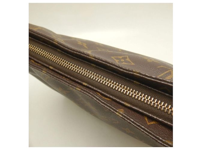 Borsa a tracolla Louis Vuitton Monogram Looping MM Marrone Monogramma - vista 14