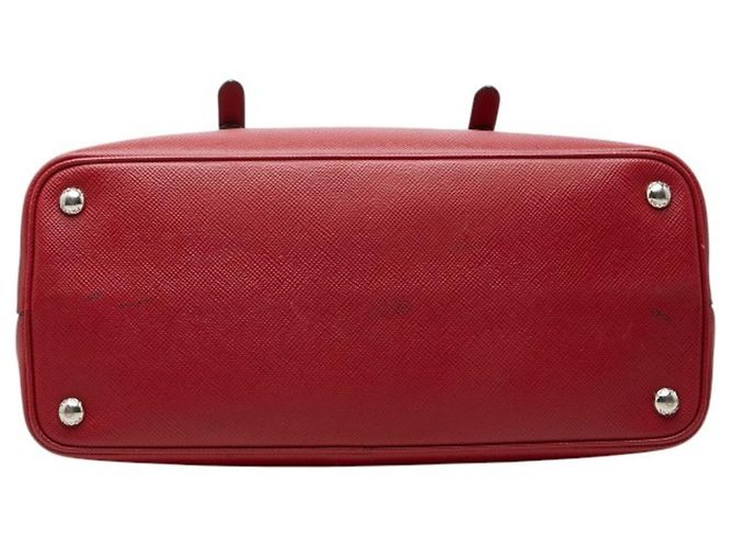 Bolso Tote de cuero Saffiano rojo Prada Roja - vista 3