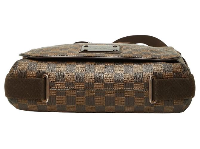 Borsa a tracolla Louis Vuitton Damier Brooklyn MM Marrone - vista 3