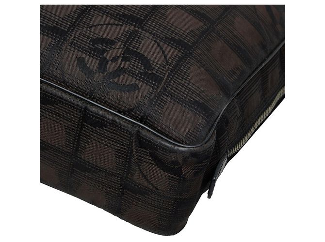 Valigetta Chanel Coco Mark Travel Line Nero Marrone scuro - vista 4