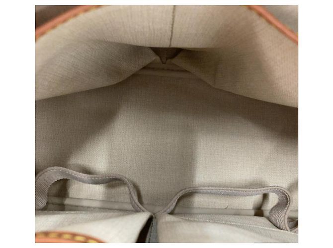 Louis Vuitton Deauville Monogram Canvas 34 Marrone - vista 3