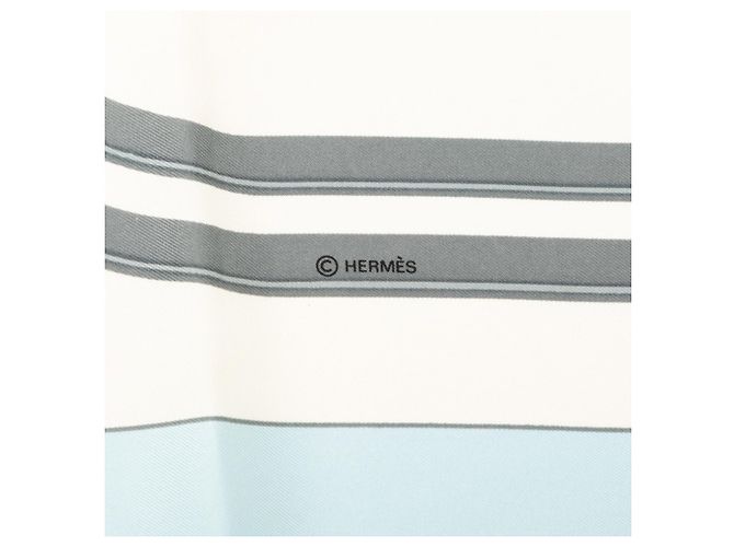 Hermès Hermes Carre 90 BRIDES de GALA Sciarpa cerimoniale Bianco Blu chiaro - vista 4