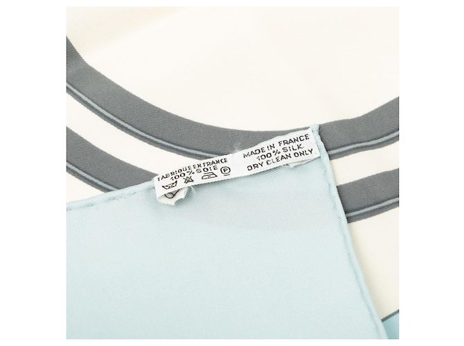 Hermès Hermes Carre 90 BRIDES de GALA Sciarpa cerimoniale Bianco Blu chiaro - vista 7