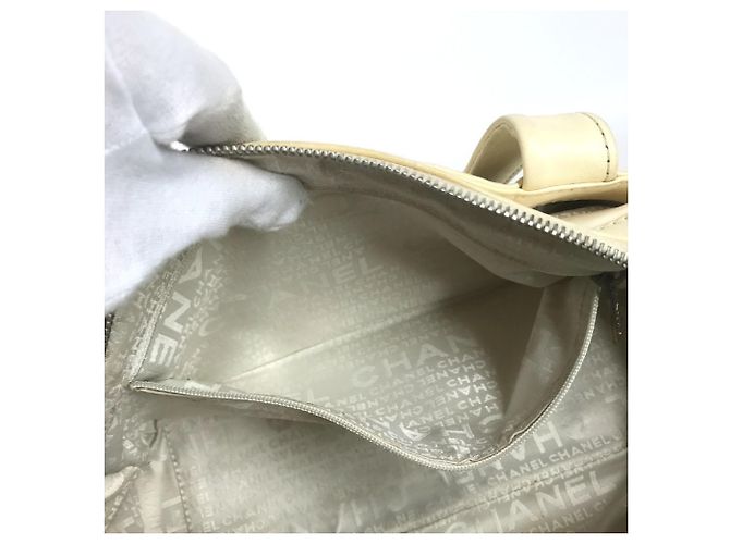 Borsa Chanel in pelle e tela beige Crudo - vista 13