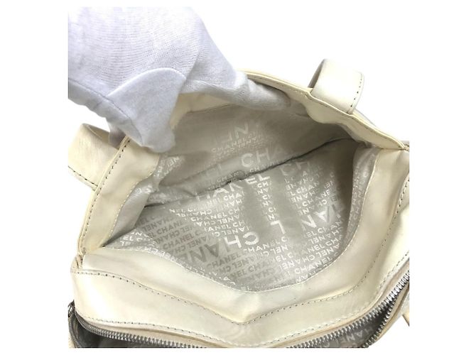 Borsa Chanel in pelle e tela beige Crudo - vista 15