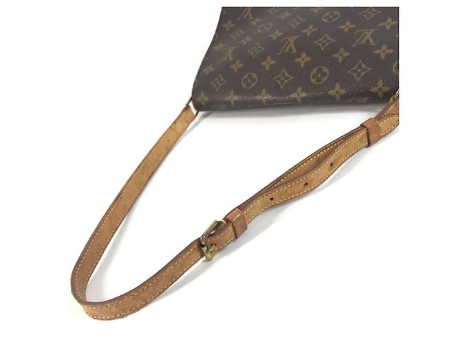 Borsa a Spalla Louis Vuitton Monogram Musette Tango Marrone - vista 8