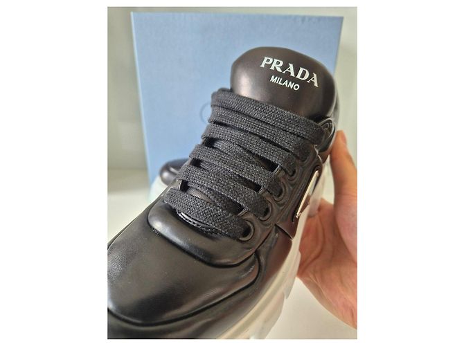 Prada Monolith Sneakers in pelle nera Nero - vista 10