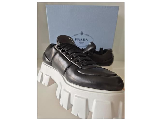Prada Monolith Sneakers in pelle nera Nero - vista 11
