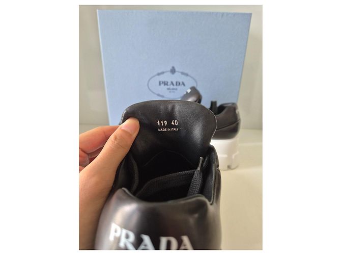 Prada Monolith Sneakers in pelle nera Nero - vista 7