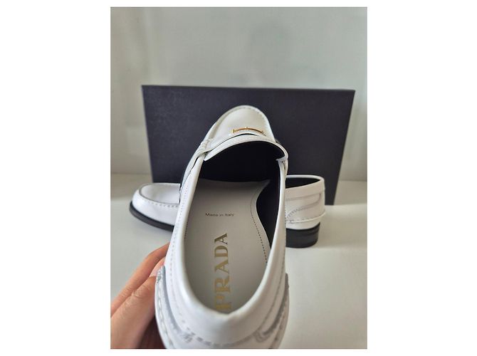 Mocassini Prada in pelle bianca Bianco - vista 11