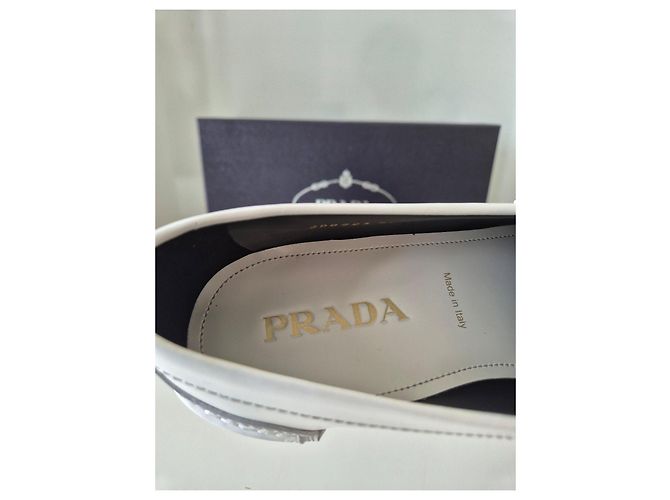 Mocassini Prada in pelle bianca Bianco - vista 9