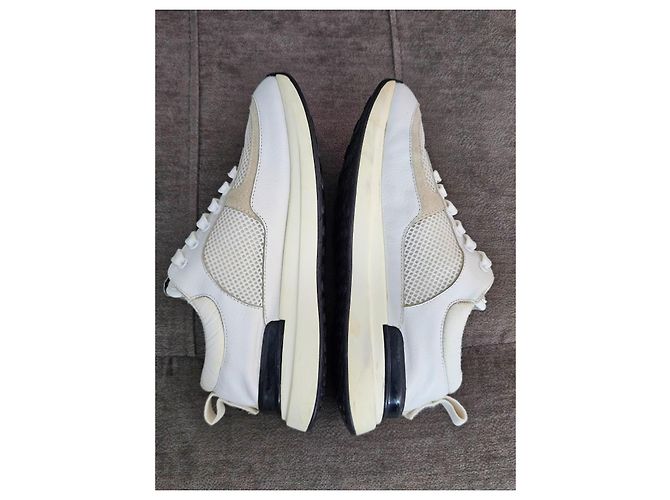 Sneakers Chanel CC Logo in pelle e mesh Nero Bianco - vista 11