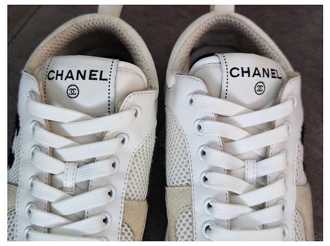 Sneakers Chanel CC Logo in pelle e mesh Nero Bianco - vista 14