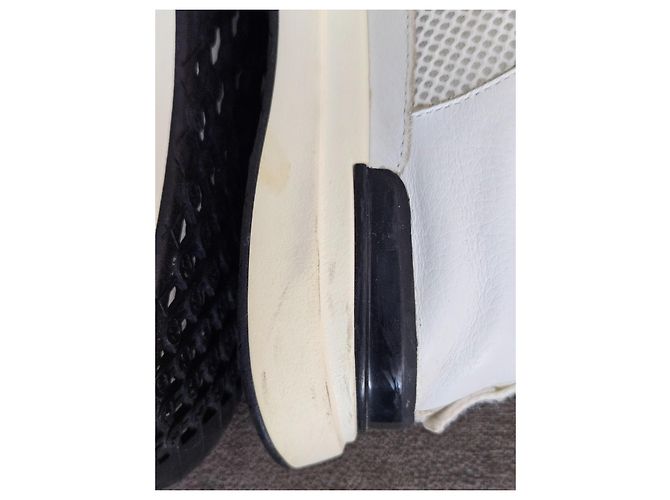 Sneakers Chanel CC Logo in pelle e mesh Nero Bianco - vista 18