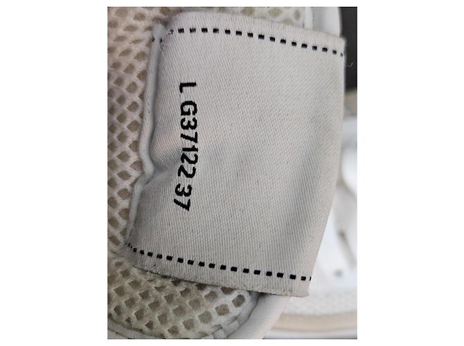 Sneakers Chanel CC Logo in pelle e mesh Nero Bianco - vista 19