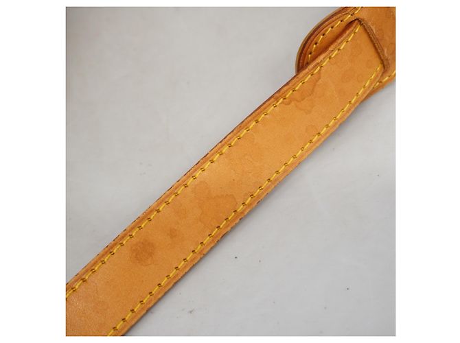 Louis Vuitton Boston Monogram Keepall Bandoulière 55 Marrom - vista 11
