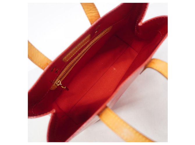 Borsa Louis Vuitton Vernis Lead PM Rosso - vista 4
