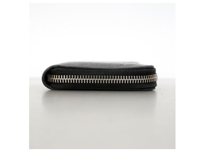 Louis Vuitton Taiga Zippy Wallet Grey - view 3