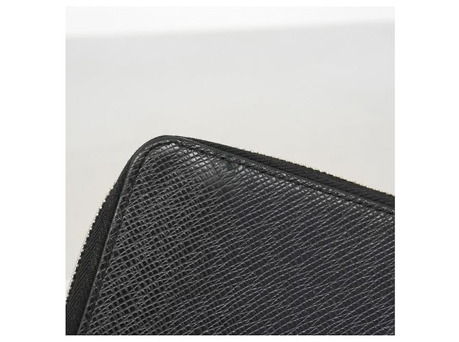 Louis Vuitton Taiga Zippy Wallet Grey - view 9