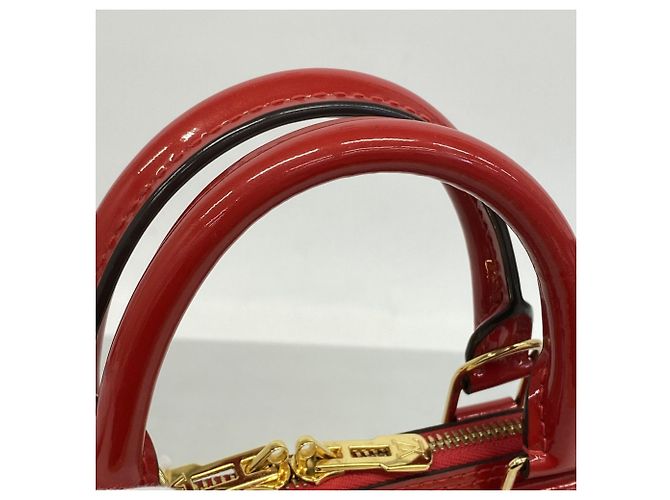 Borsa Louis Vuitton Alma PM Vernis Fuschia - vista 8