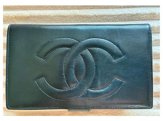 Cartera Chanel Classic Timeless de Cuero Negro - vista 7