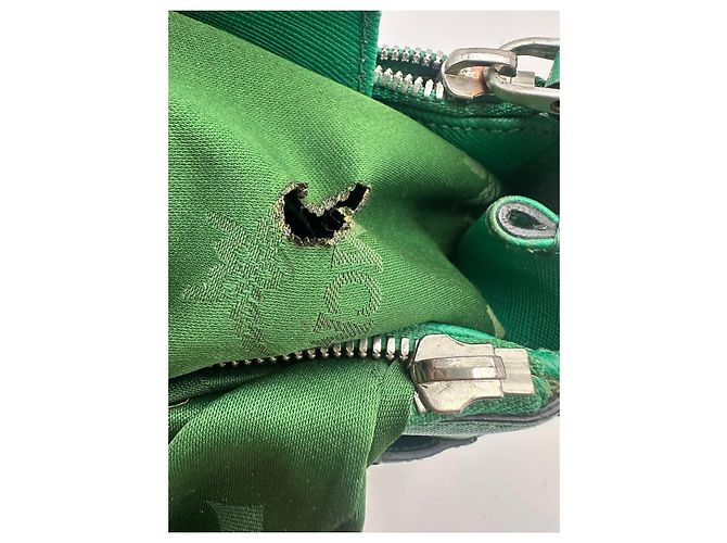 MCM Elda Bolsa de Mão em Couro Saffiano - Verde - vista 15