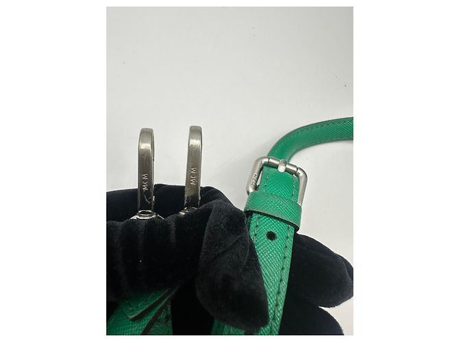MCM Elda Bolsa de Mão em Couro Saffiano - Verde - vista 20