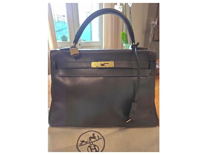 Borsa Hermès Kelly 32 in pelle marrone - vista 2