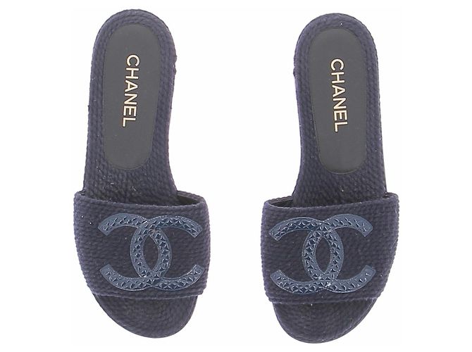 Sandali Chanel in tweed blu taglia 39 - vista 4