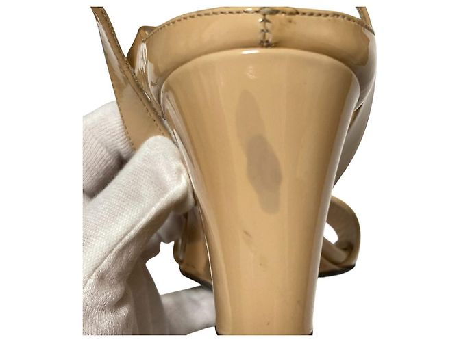 Sandali con zeppa in vernice Prada Beige - vista 10