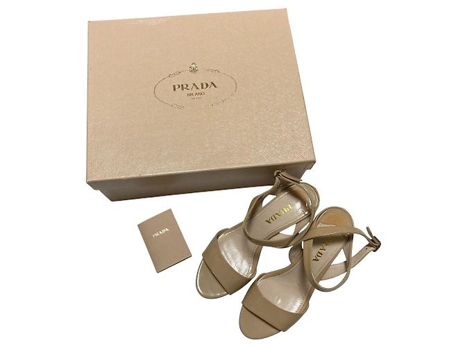 Sandali con zeppa in vernice Prada Beige - vista 8