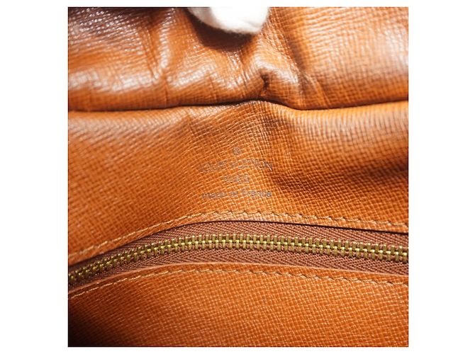 Borsa a Spalla Louis Vuitton Monogram Boulogne 30 Marrone - vista 5