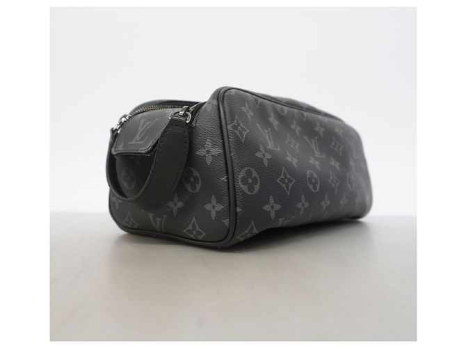 Beauty case Louis Vuitton Monogram Eclipse Dopp Kit Nero - vista 2
