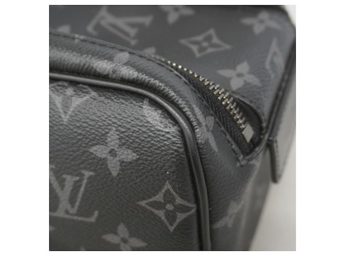 Beauty case Louis Vuitton Monogram Eclipse Dopp Kit Nero - vista 7