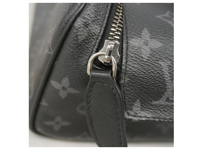 Beauty case Louis Vuitton Monogram Eclipse Dopp Kit Nero - vista 8