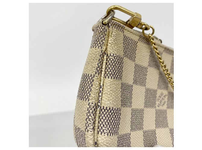 Louis Vuitton Damier Azur Mini Pochette Accessoires Bianco - vista 6