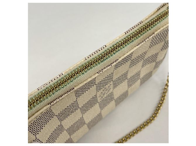 Louis Vuitton Damier Azur Mini Pochette Accessoires Bianco - vista 9