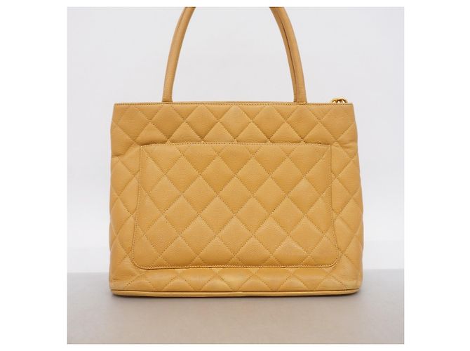 Borsa Tote Chanel in pelle di vitello granulata beige - vista 11
