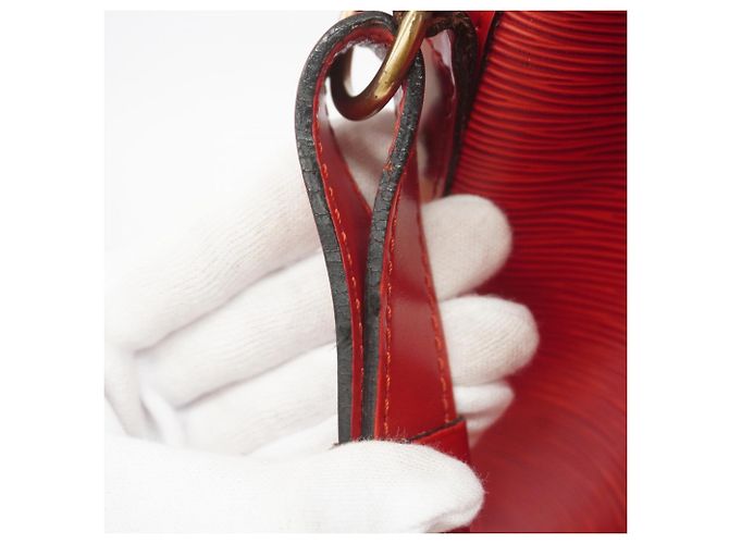 Borsa a Spalla Louis Vuitton Epi Noe Rosso - vista 6