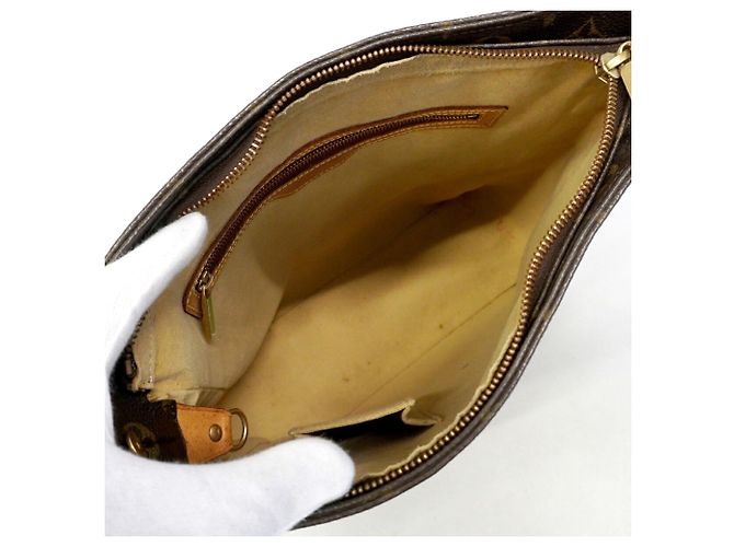 Borsa a Spalla Louis Vuitton Monogram Looping GM Marrone - vista 4