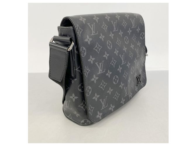 Borsa a tracolla Louis Vuitton Monogram Eclipse District PMNV2 Nero - vista 2
