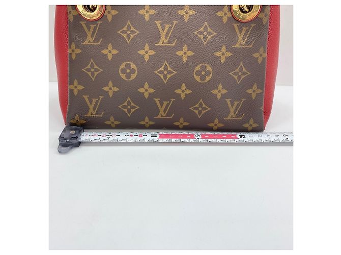 Bolsa de Ombro Louis Vuitton Surenne BB Marrom - vista 4