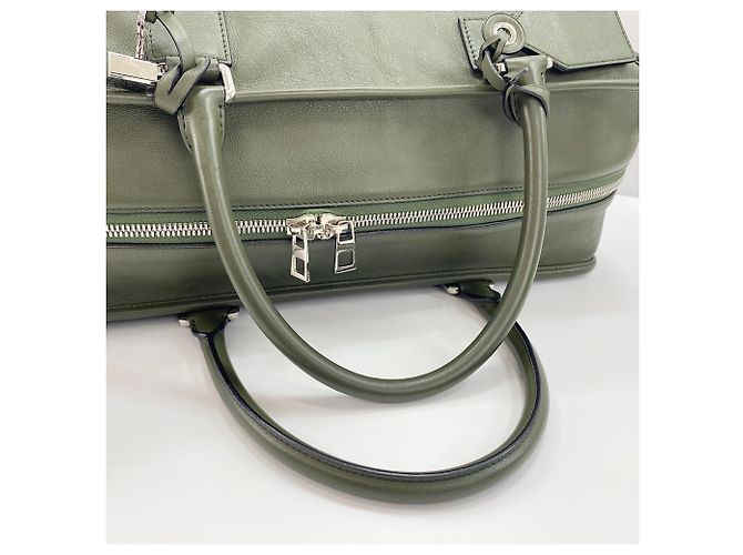 Loewe Amazona 44 Anagram Handbag in Green Leather - view 10
