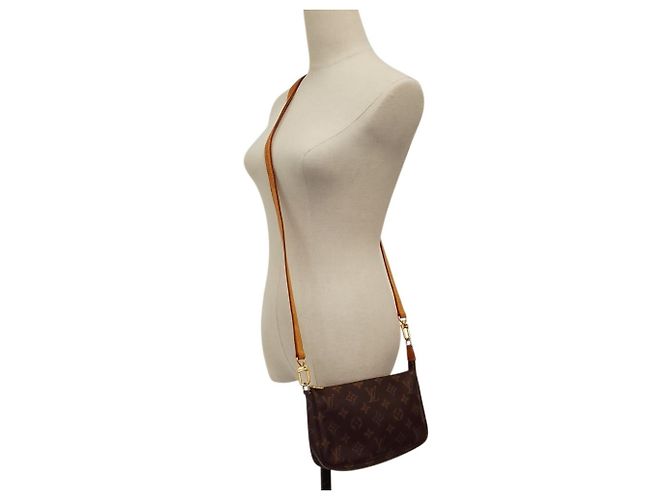 Borsa a tracolla Louis Vuitton Monogram Pochette Marrone Monogramma - vista 6